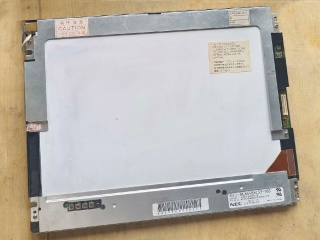 NL6448AC33-18B